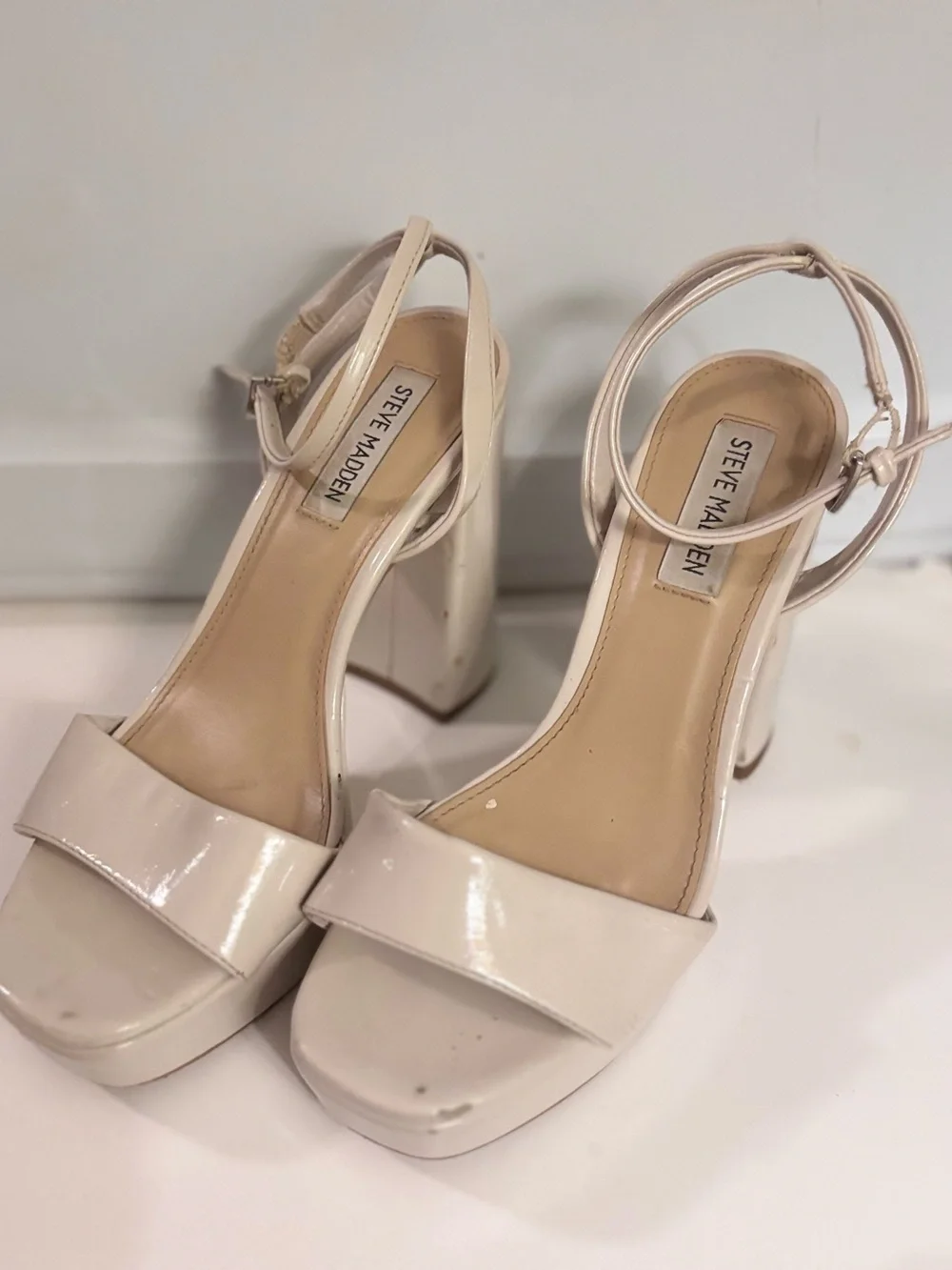 Steve Madden Cream Patent Platform Block Heels